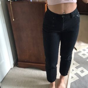 cropped high waisted jeans!